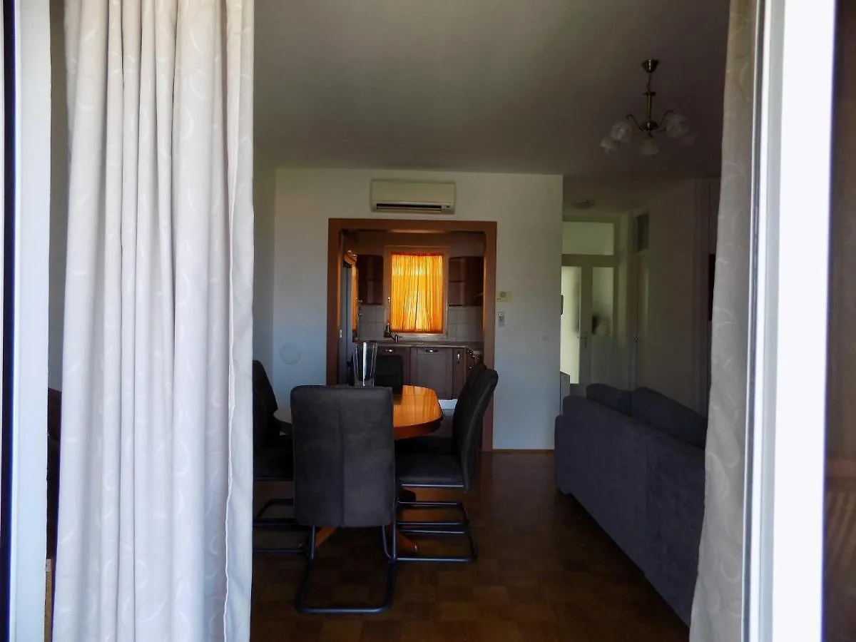 Apartment Apartman Borna Vrbnik
