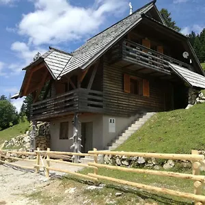 https://apartmaji-vrhovnik.hotels-in-ljubljana.com